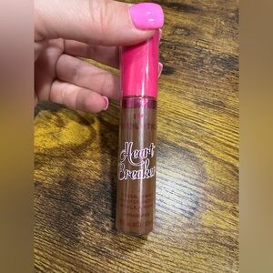 Heart Breaker concealer - treacle